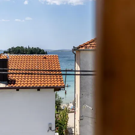 Beachfront & Pakoštane