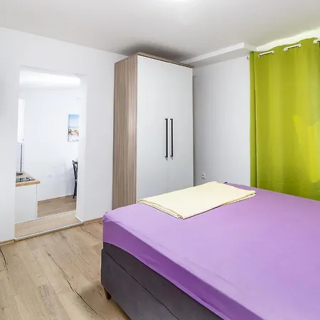 Apartamento Beachfront & *